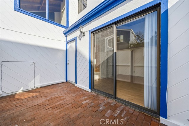 Detail Gallery Image 36 of 58 For 820 W Balboa Bld, Newport Beach,  CA 92661 - 5 Beds | 4/2 Baths