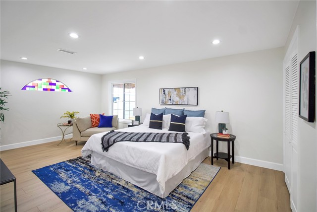 Detail Gallery Image 16 of 41 For 3605 Lomina Ave, Long Beach,  CA 90808 - 3 Beds | 2/1 Baths