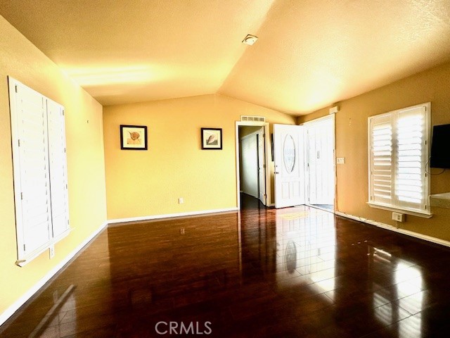 Detail Gallery Image 1 of 25 For 17700 S Western Ave #133,  Gardena,  CA 90248 - 2 Beds | 1 Baths