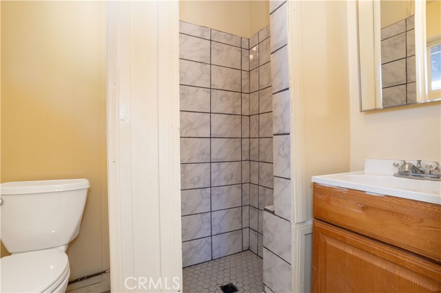 Detail Gallery Image 38 of 39 For 10817 Cantara St, Sun Valley,  CA 91352 - 2 Beds | 1 Baths