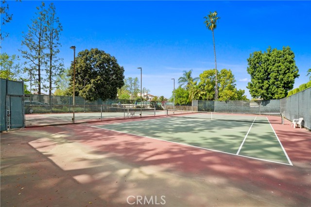 Detail Gallery Image 4 of 21 For 8522 Village, Rosemead,  CA 91770 - 4 Beds | 3 Baths