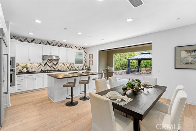 287 Barnes Road, Tustin CA: https://media.crmls.org/medias/e15b7f23-62e5-4f93-b805-188a78c05889.jpg