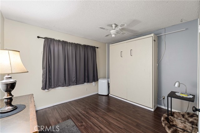 Detail Gallery Image 12 of 16 For 44213 Fenhold, Lancaster,  CA 93535 - 3 Beds | 2 Baths