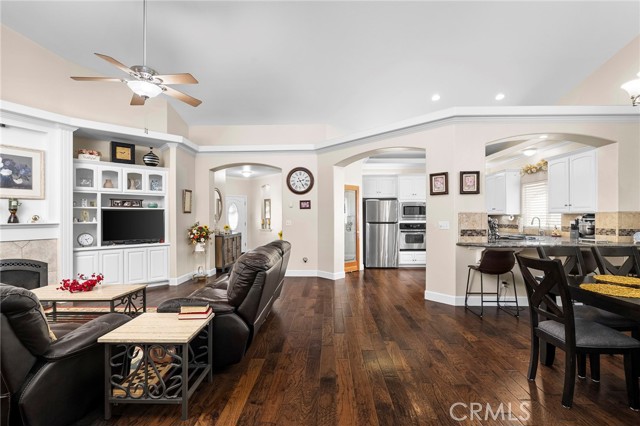 Detail Gallery Image 13 of 51 For 17 Pleasant Oak Ln, Oroville,  CA 95966 - 3 Beds | 2 Baths