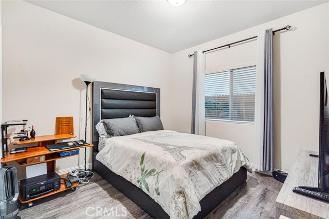 Detail Gallery Image 15 of 35 For 1553 N State, Fresno,  CA 93722 - 3 Beds | 2 Baths