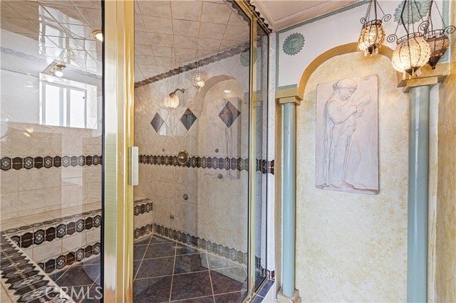 3916 Carnavon Way, Los Angeles CA: https://media.crmls.org/medias/e15c63a6-279f-4e5b-8ab0-a3d32c180afb.jpg