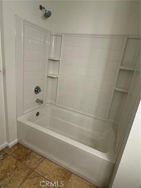 Detail Gallery Image 11 of 24 For 1801 E Katella #4135,  Anaheim,  CA 92805 - 2 Beds | 2 Baths