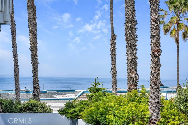 Detail Gallery Image 6 of 21 For 630 the Village #104,  Redondo Beach,  CA 90277 - 1 Beds | 1 Baths