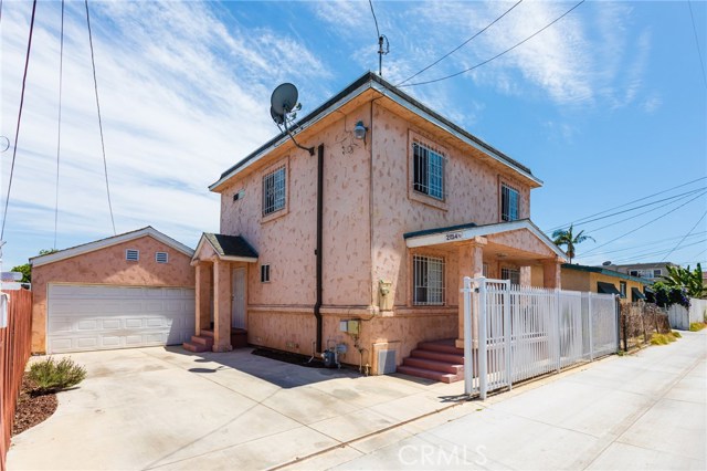 2154 E 14Th St, Long Beach, CA 90804