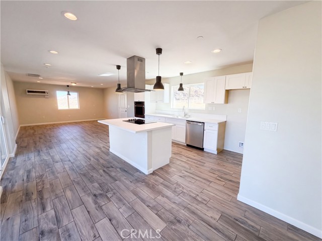 4 Bed Home for Sale in Apple Valley, California