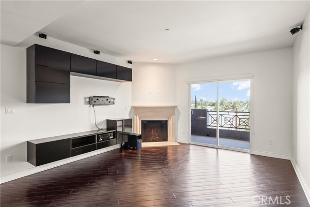 Detail Gallery Image 8 of 41 For 4424 Whitsett Ave #307,  Studio City,  CA 91604 - 2 Beds | 2 Baths
