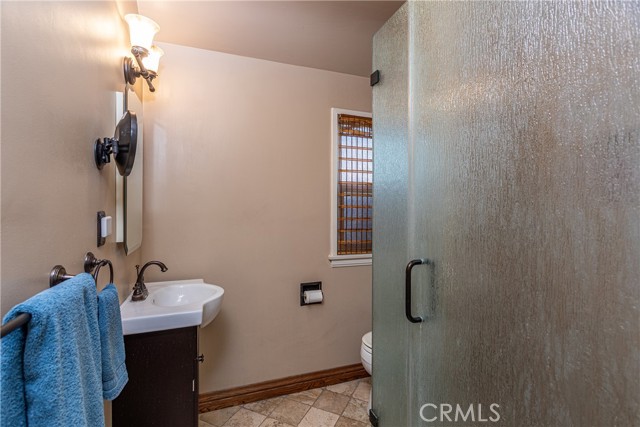 Detail Gallery Image 21 of 47 For 9730 Stonehurst Ave, Sun Valley,  CA 91352 - 3 Beds | 2 Baths