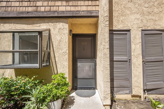Detail Gallery Image 15 of 52 For 12750 Centralia St #208,  Lakewood,  CA 90715 - 2 Beds | 1/1 Baths