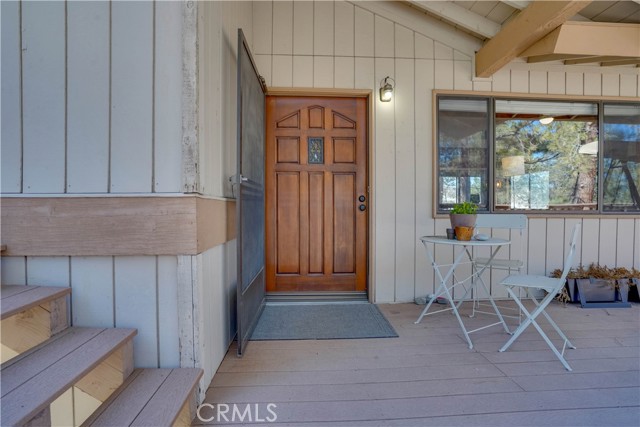 Detail Gallery Image 9 of 48 For 5320 Orchard Dr, Wrightwood,  CA 92397 - 3 Beds | 2 Baths