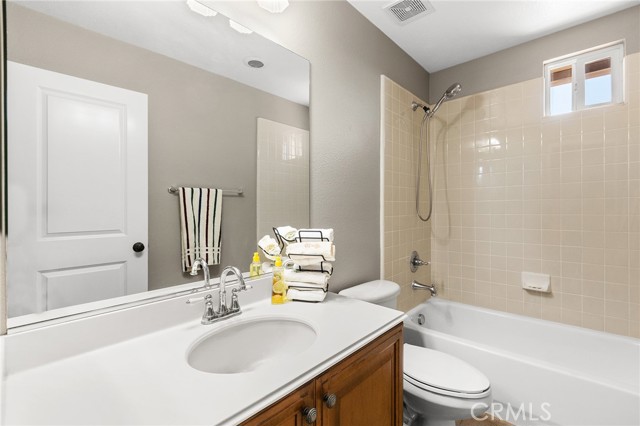 Detail Gallery Image 37 of 65 For 26732 Golden Cup Ct, Murrieta,  CA 92562 - 4 Beds | 4/1 Baths