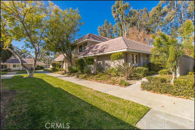 24865 Lakefield St, Lake Forest, CA 92630