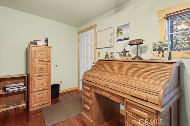 Detail Gallery Image 10 of 15 For 805 Sugarloaf Bld, Big Bear City,  CA 92314 - 3 Beds | 2 Baths