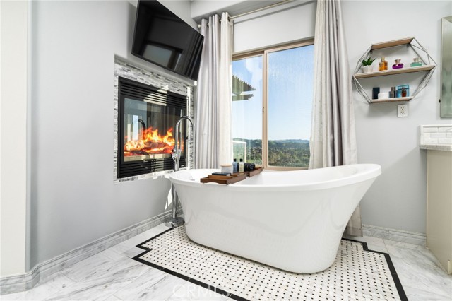 Detail Gallery Image 29 of 72 For 388 Conifer Rd, Glendora,  CA 91741 - 5 Beds | 4/1 Baths