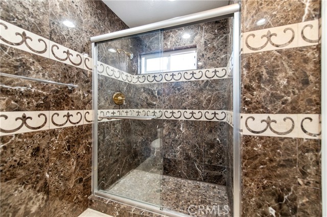 Detail Gallery Image 31 of 46 For 21681 Johnstone Dr, Lake Forest,  CA 92630 - 4 Beds | 3 Baths