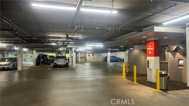 21301 Erwin Street, Woodland Hills CA: https://media.crmls.org/medias/e162797c-be57-4296-81eb-062a9d8be3cc.jpg