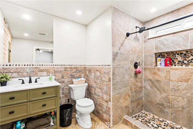 Detail Gallery Image 20 of 34 For 14802 Sunnydale, Lake Hughes,  CA 93532 - 3 Beds | 2 Baths