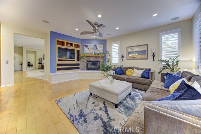 Detail Gallery Image 12 of 47 For 32185 Bandelier, Winchester,  CA 92596 - 4 Beds | 3/1 Baths