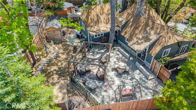 Detail Gallery Image 23 of 25 For 295 Sunset Dr, Lake Arrowhead,  CA 92352 - 3 Beds | 2 Baths