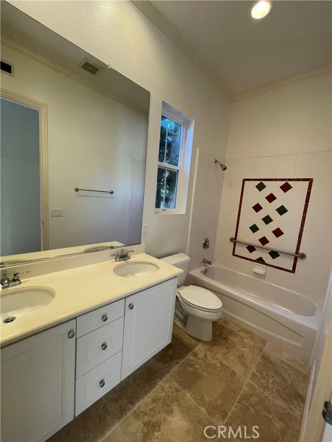 Detail Gallery Image 27 of 40 For 2345 Pieper Ln, Tustin,  CA 92782 - 3 Beds | 2/1 Baths