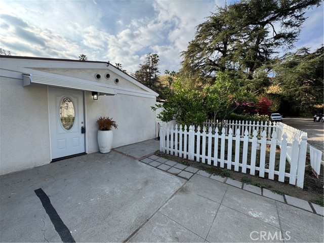 Detail Gallery Image 3 of 28 For 857 W Edgehill Rd #2,  San Bernardino,  CA 92405 - 0 Beds | 1 Baths