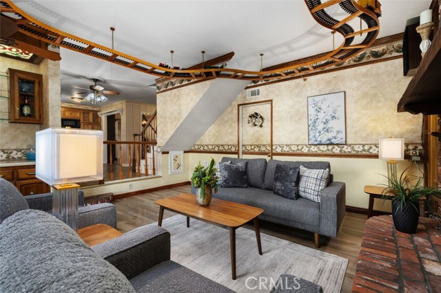 Detail Gallery Image 12 of 37 For 911 Magnis St, Arcadia,  CA 91006 - 4 Beds | 2/1 Baths