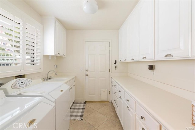 Detail Gallery Image 27 of 69 For 1802 Prince Albert Dr, Riverside,  CA 92507 - 2 Beds | 2 Baths