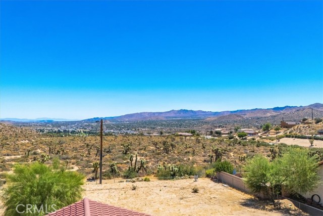 Detail Gallery Image 36 of 43 For 7495 Canyon Dr, Yucca Valley,  CA 92284 - 3 Beds | 2 Baths