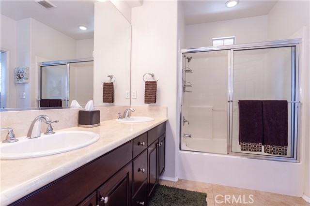 11220 Paseo Sonesta, Porter Ranch CA: https://media.crmls.org/medias/e167af7a-f0ae-4712-8edb-a159b0bf90af.jpg