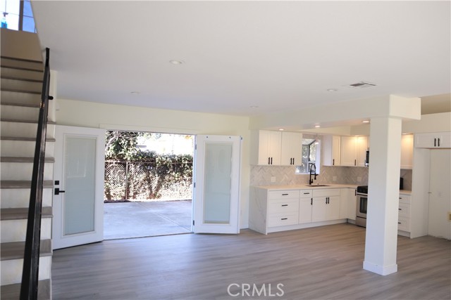 10535 Myrtle Street, Downey CA: https://media.crmls.org/medias/e168fa98-4b1c-478f-a459-767aea41a536.jpg