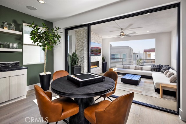 Detail Gallery Image 14 of 18 For 136 Creation, Irvine,  CA 92618 - 5 Beds | 5 Baths