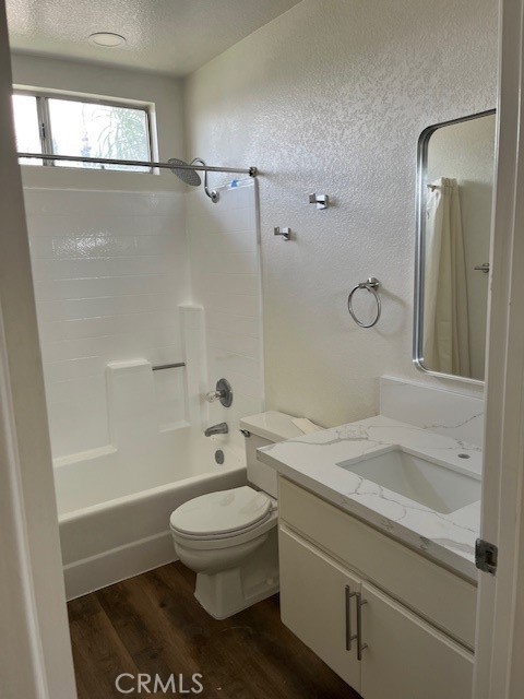 Detail Gallery Image 10 of 13 For 7215 Goldboro Ln, Riverside,  CA 92506 - 3 Beds | 2/1 Baths