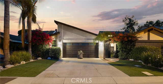 Detail Gallery Image 3 of 42 For 30749 Canwood St, Agoura Hills,  CA 91301 - 3 Beds | 2 Baths