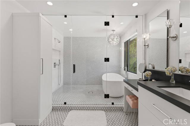 5 Bed Home for Sale in Calabasas, California