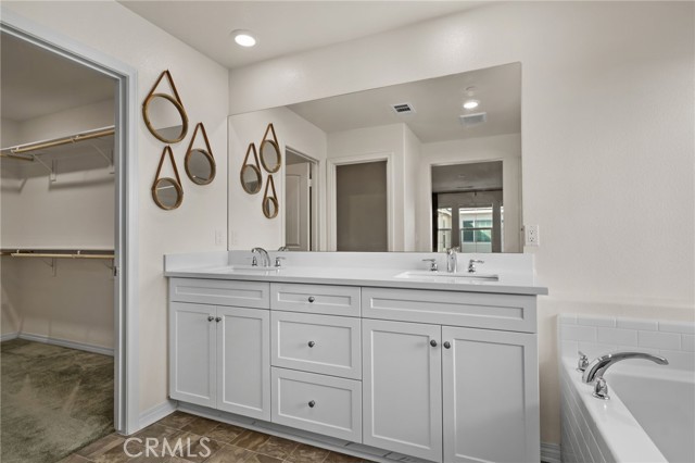 Detail Gallery Image 21 of 31 For 16724 Stags Leap, Fontana,  CA 92336 - 3 Beds | 2/1 Baths