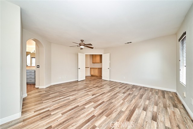 Detail Gallery Image 26 of 54 For 13010 Banning, Victorville,  CA 92392 - 5 Beds | 3 Baths