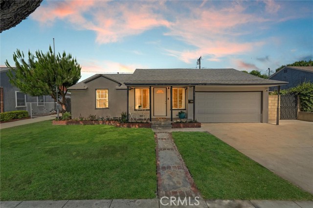 2370 Argonne Avenue, Long Beach CA: https://media.crmls.org/medias/e16c4f8e-8179-437d-968e-5860f92572e9.jpg