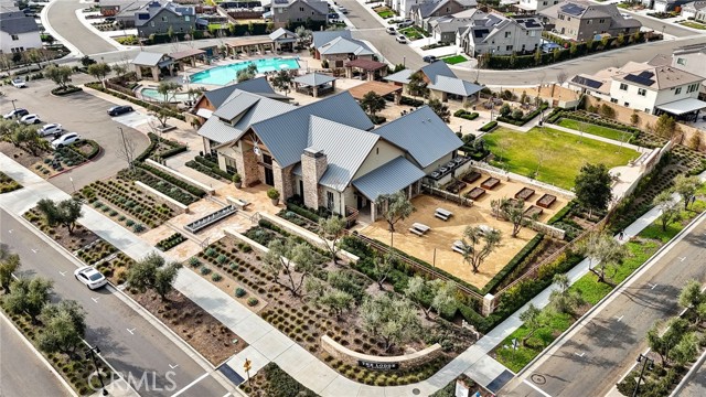 Detail Gallery Image 28 of 32 For 748 Expedition Way, Madera,  CA 93636 - 3 Beds | 2 Baths