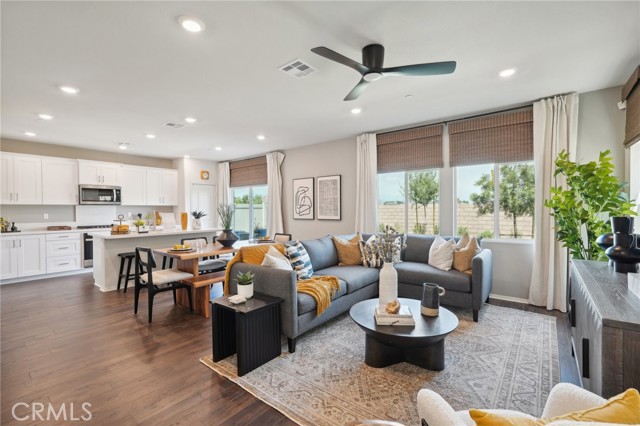 Detail Gallery Image 4 of 23 For 14139 Belica St, Moreno Valley,  CA 92555 - 4 Beds | 2/1 Baths