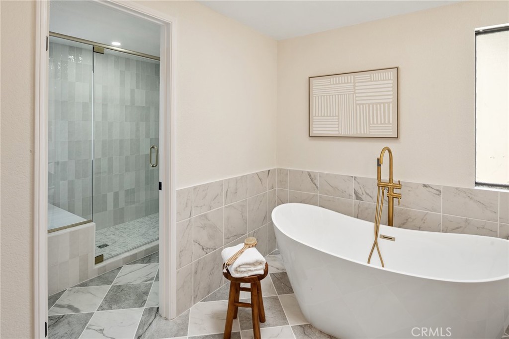 MLS #WS25241279 image #33