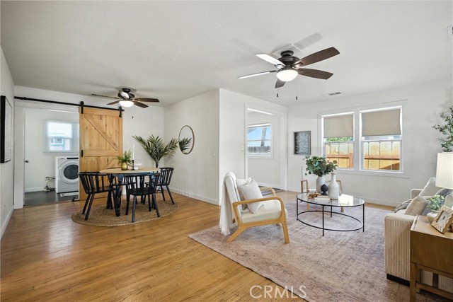 Detail Gallery Image 3 of 24 For 324 W 16th St, Chico,  CA 95928 - 3 Beds | 2 Baths