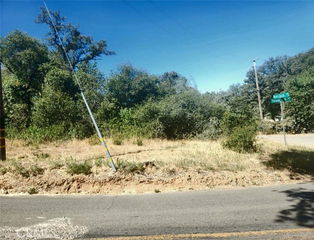 47 Texas Hill Road, Oregon House CA: https://media.crmls.org/medias/e16ec3ca-ce61-4d86-8a04-9f8e3de3cfdc.jpg
