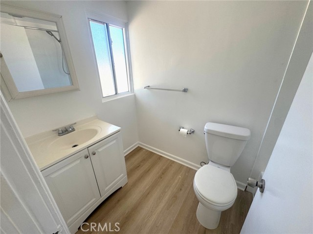 Detail Gallery Image 16 of 22 For 17731 Elkwood St, Reseda,  CA 91335 - 3 Beds | 2 Baths