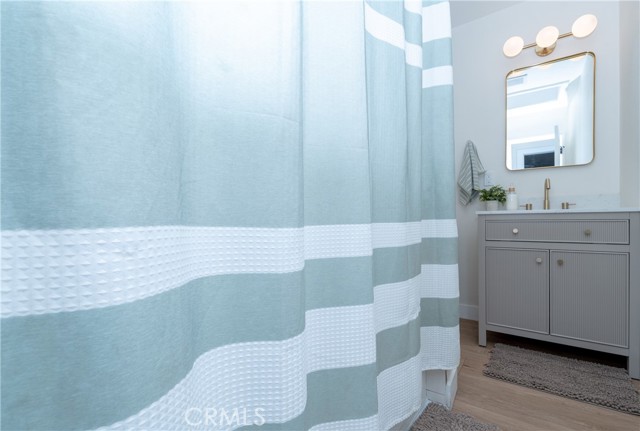 Detail Gallery Image 9 of 13 For 6301 Indiana Ave, Long Beach,  CA 90805 - 3 Beds | 2 Baths