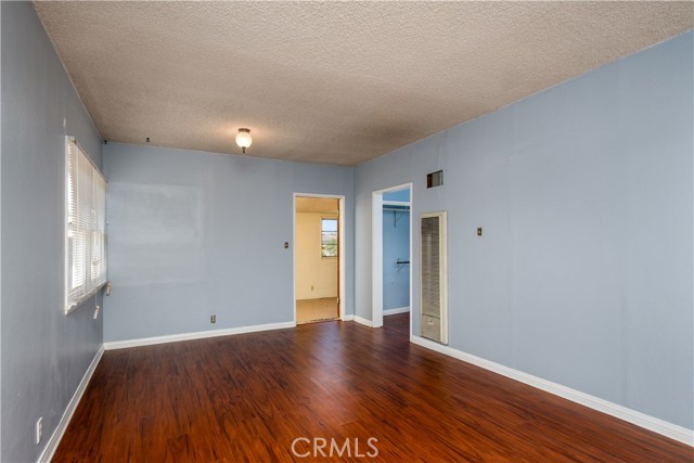 11111 Colima Rd., Whittier CA: https://media.crmls.org/medias/e16fea3e-ae1c-4ab6-ace3-c3e2b101a6f6.jpg