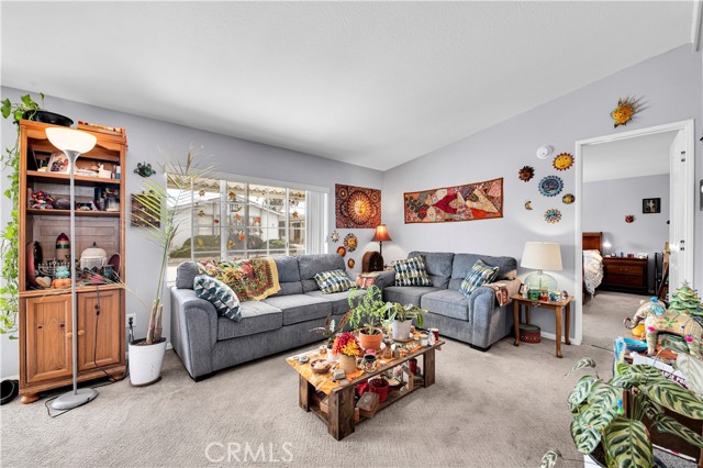 24600 Mountain, Hemet CA: https://media.crmls.org/medias/e1704729-18ea-4a7e-a7b1-11bd39f6fe20.jpg